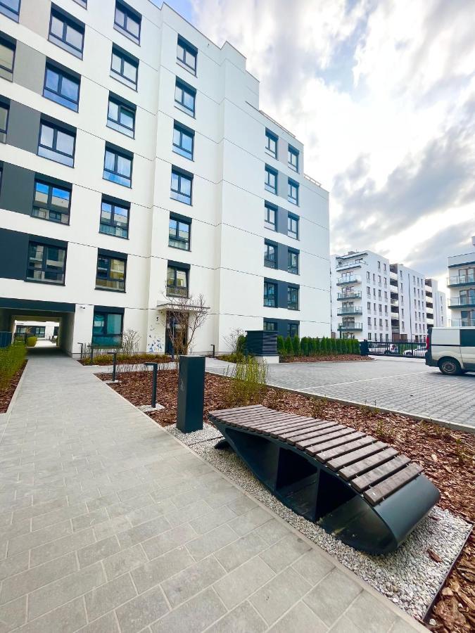 Warsaw Inside Airport & Business Premium Apartment Exterior photo